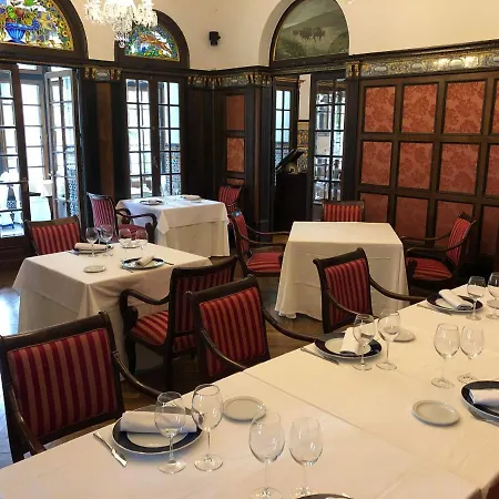 Pazo Libunca Naron (A Coruna)